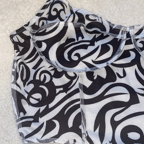 Shein crop top bundle size Small - Picture 3 of 10